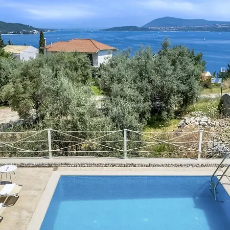 Apartment Oceanida Aelia 2 Nikiana